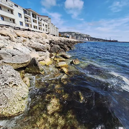 Apartment Maraya 1 ,Carpe Diem Complex, Balchik, Free Parking